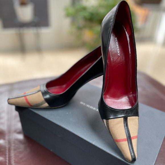 Burberry Shoes - Authentic Burberry Black Leather Pumps Size 7.5